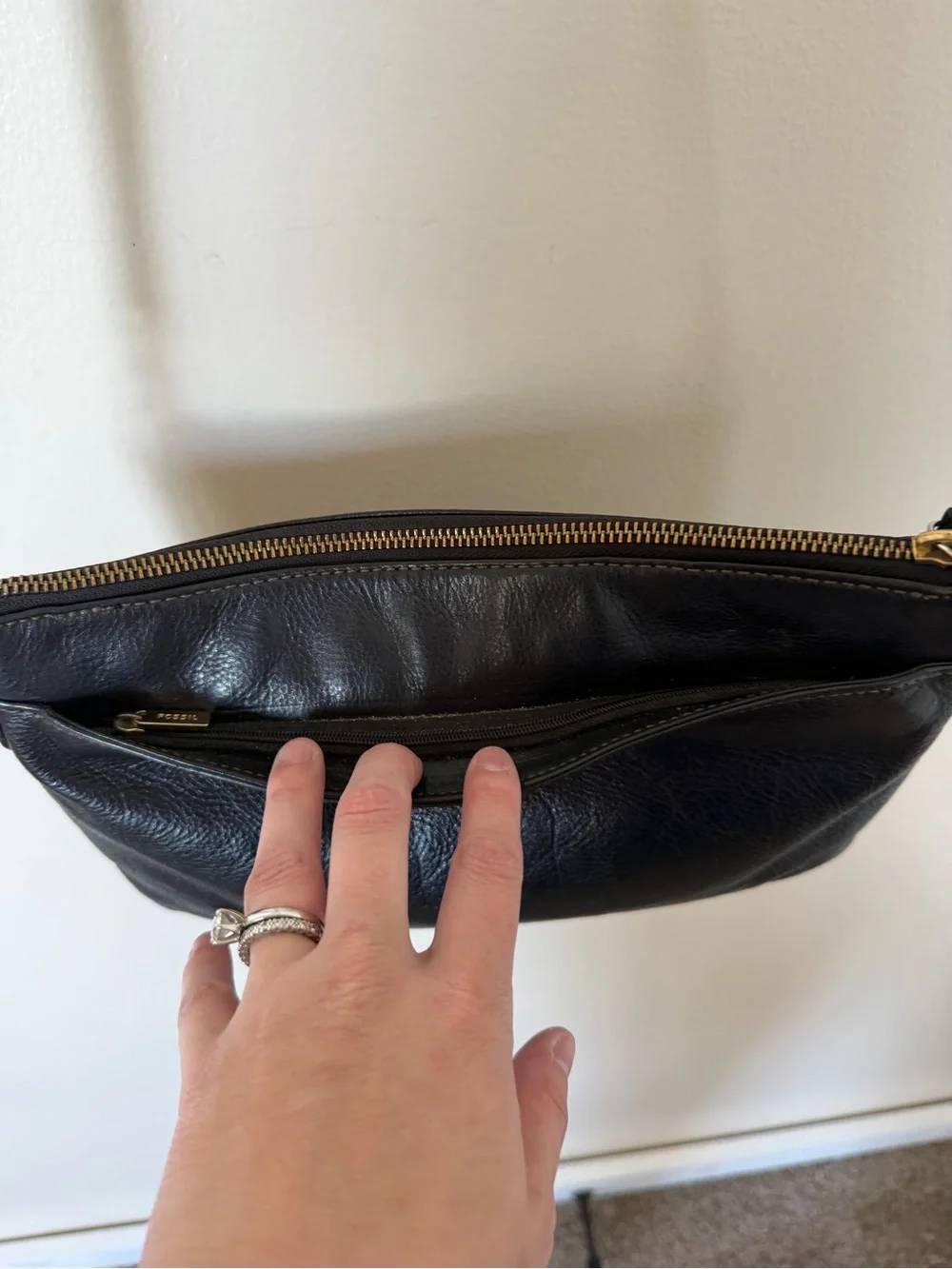 FOSSIL Black Pebbled Leather Crossbody